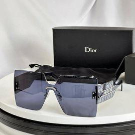 Picture of Dior Sunglasses _SKUfw57302968fw